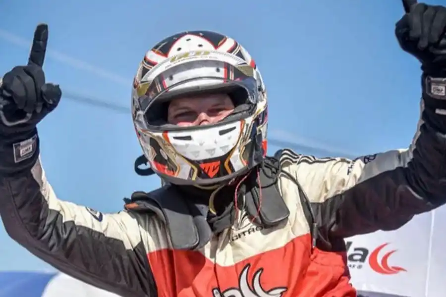 Turismo Pista: Cravero festejó en el "Gálvez"