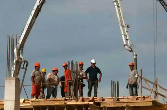 Arquitectos: "Las obras privadas representan un 92% del total de la mano de obra"