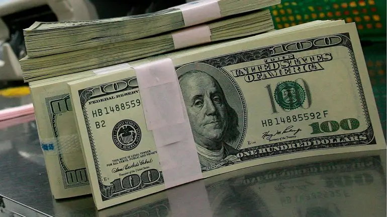 Cotización del dólar: Bajaron el oficial y el blue