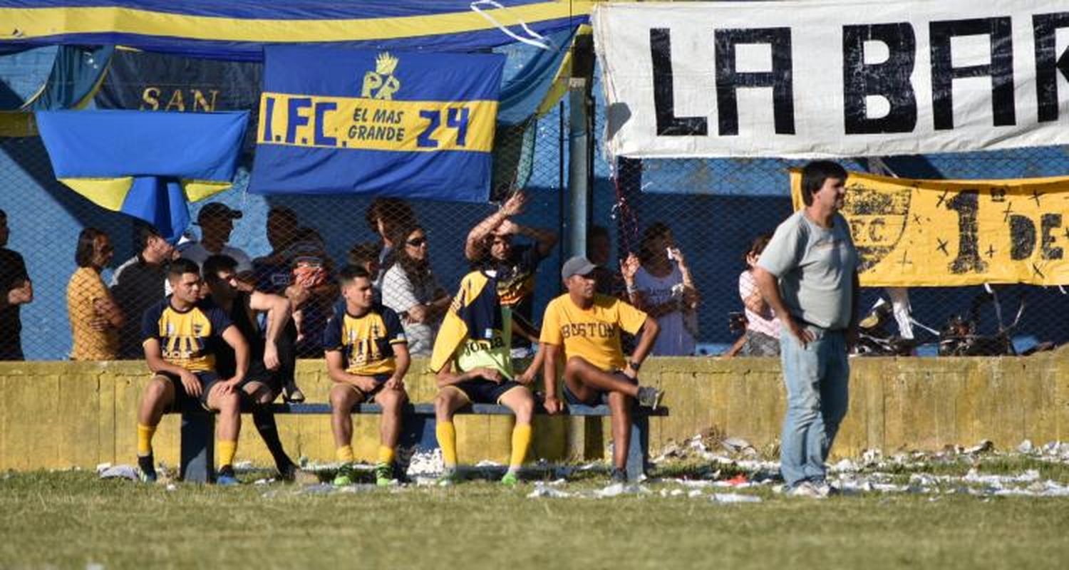 Independencia cerró la vuelta de Roberto Durante y jugará el Torneo de Clubes