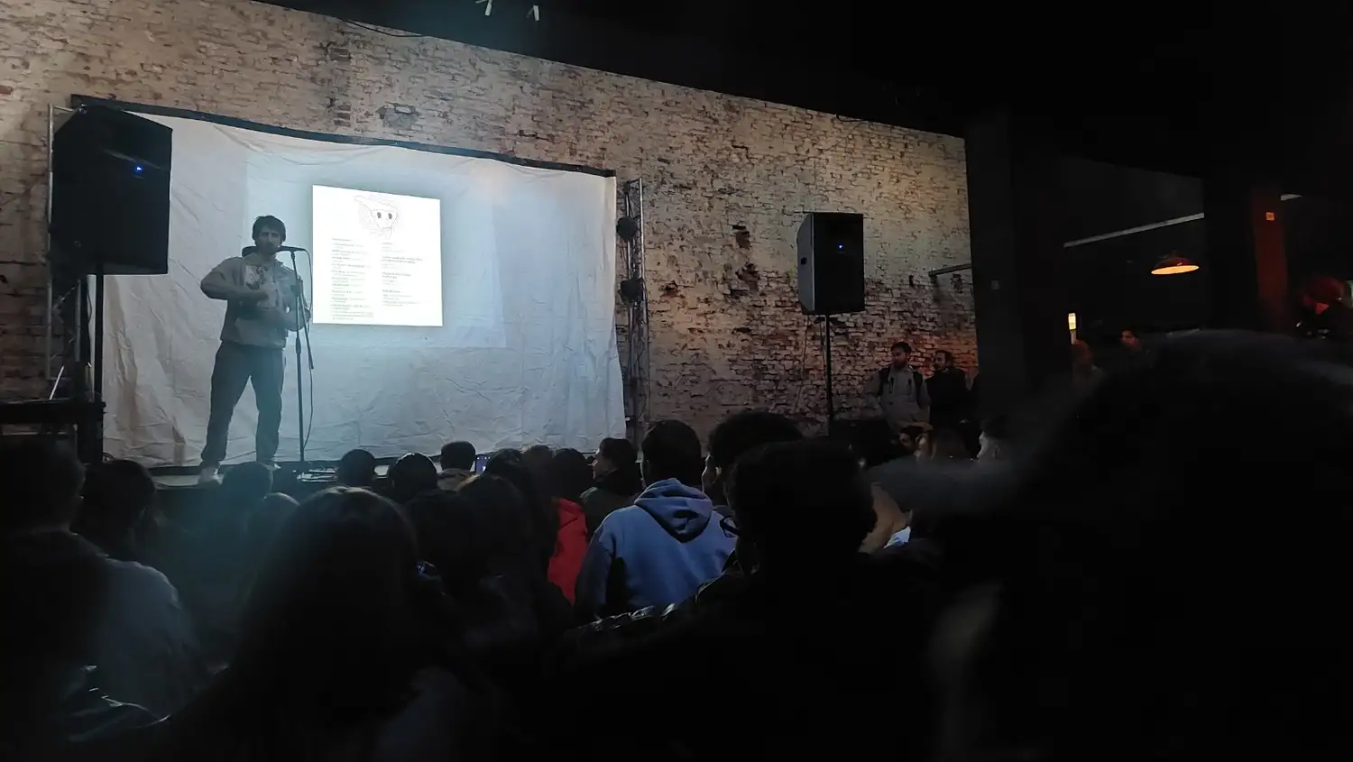 Producciones Trukini (Rosario) presentó su último capítulo de "Otros Acordes" en Casa Unclan.