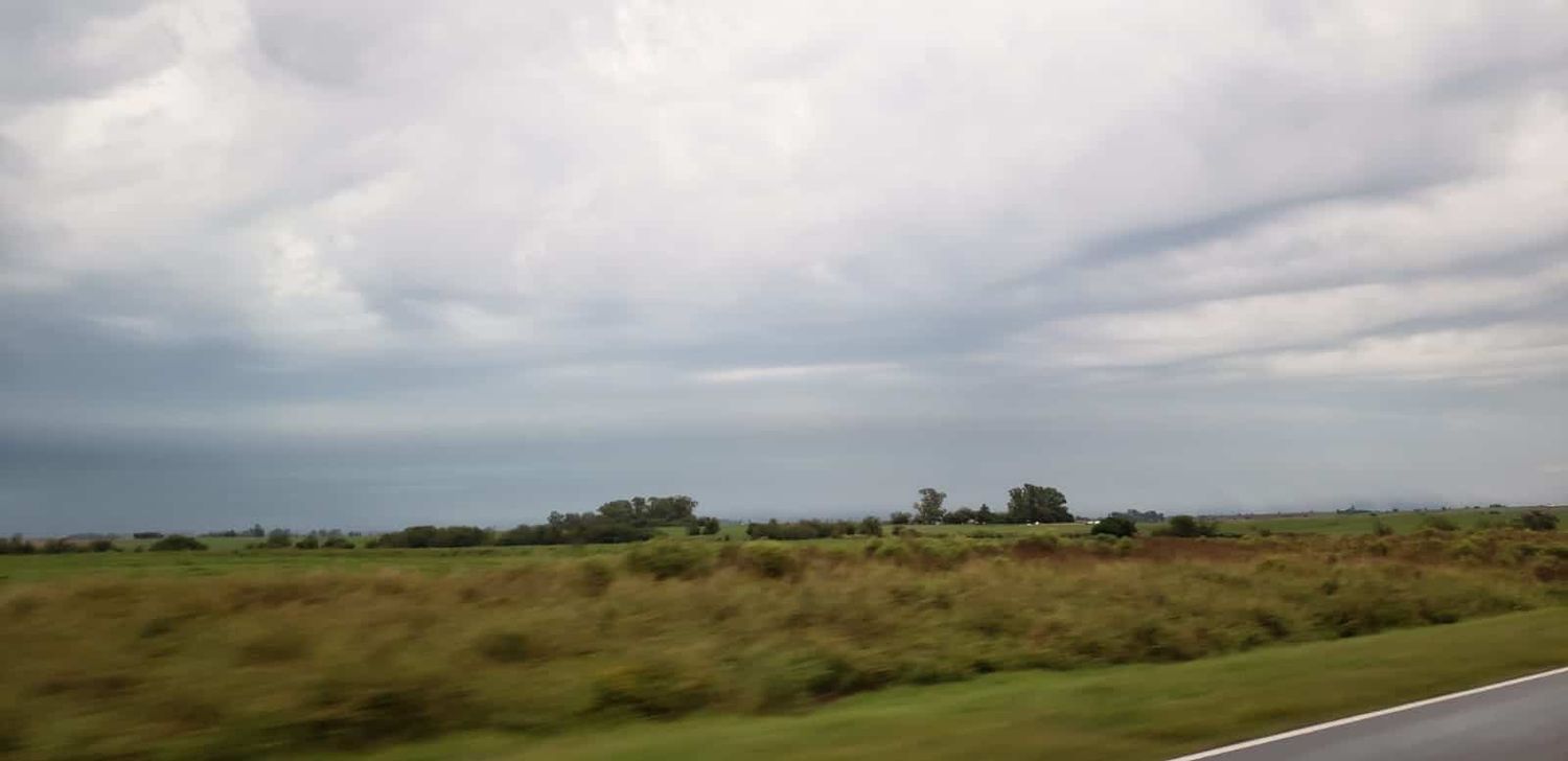 Pronostican un miércoles con fuertes tormentas y abundantes precipitaciones