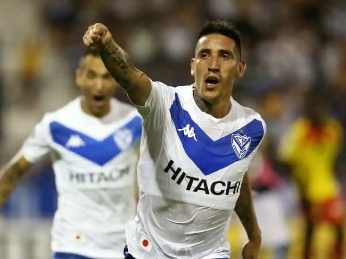 Vélez apuesta para quedarse con Centurión   