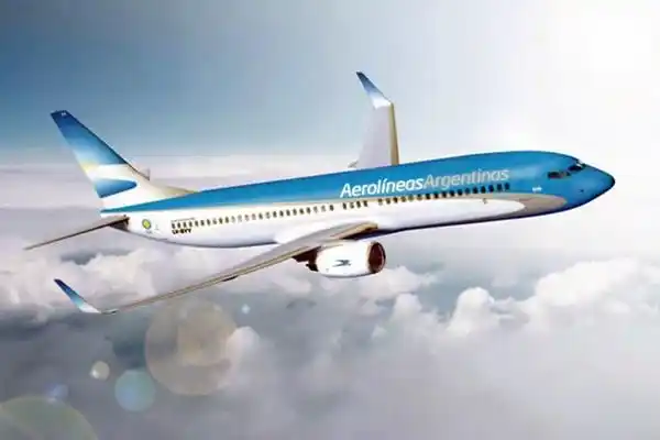 Aerolíneas Argentinas inauguró corredor Córdoba-Rosario-Iguazú