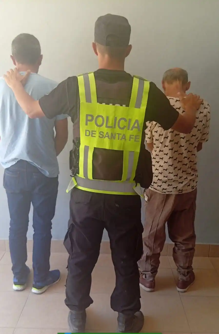 detenidos robo camioneta hilux sw4 toyota ruta 34 arrufo guardia provincial - 2