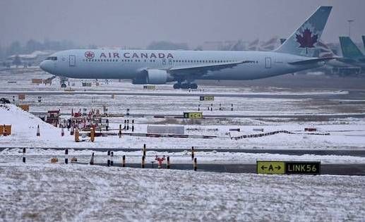 Perturbaciones en aeropuertos europeos a causa de fuertes nevadas