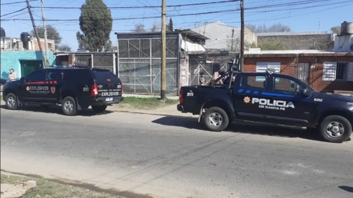 Allanan una vivienda en Rosario y encuentran explosivos