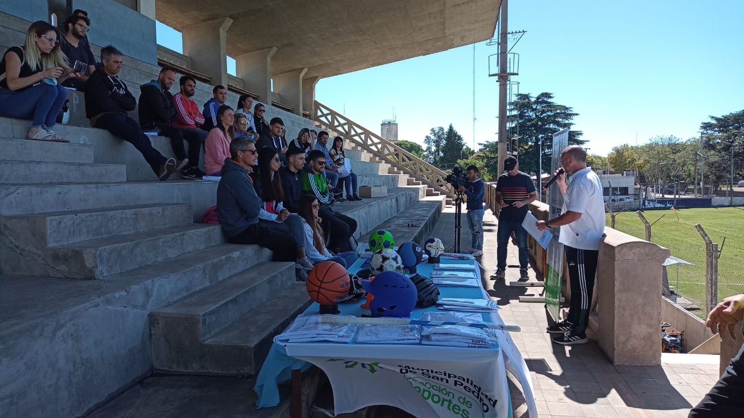 Lanzaron Animate vos Vales y las Escuelas Municipales con deportes gratis en barrios y localidades