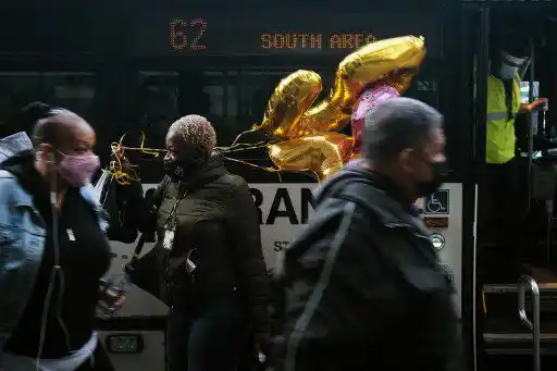 EUROPA MÁS CONTROLADA: EE.UU. celebra Acción de Gracias bajo la sombra de la COVID-19