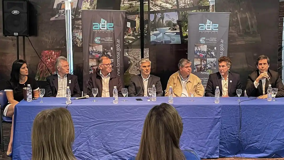 Empresarios del sector foresto industrial participan de la Expomadera 2023