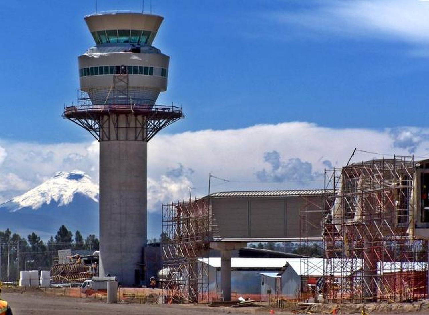 Organizan la transición de operaciones al nuevo aeropuerto de Quito