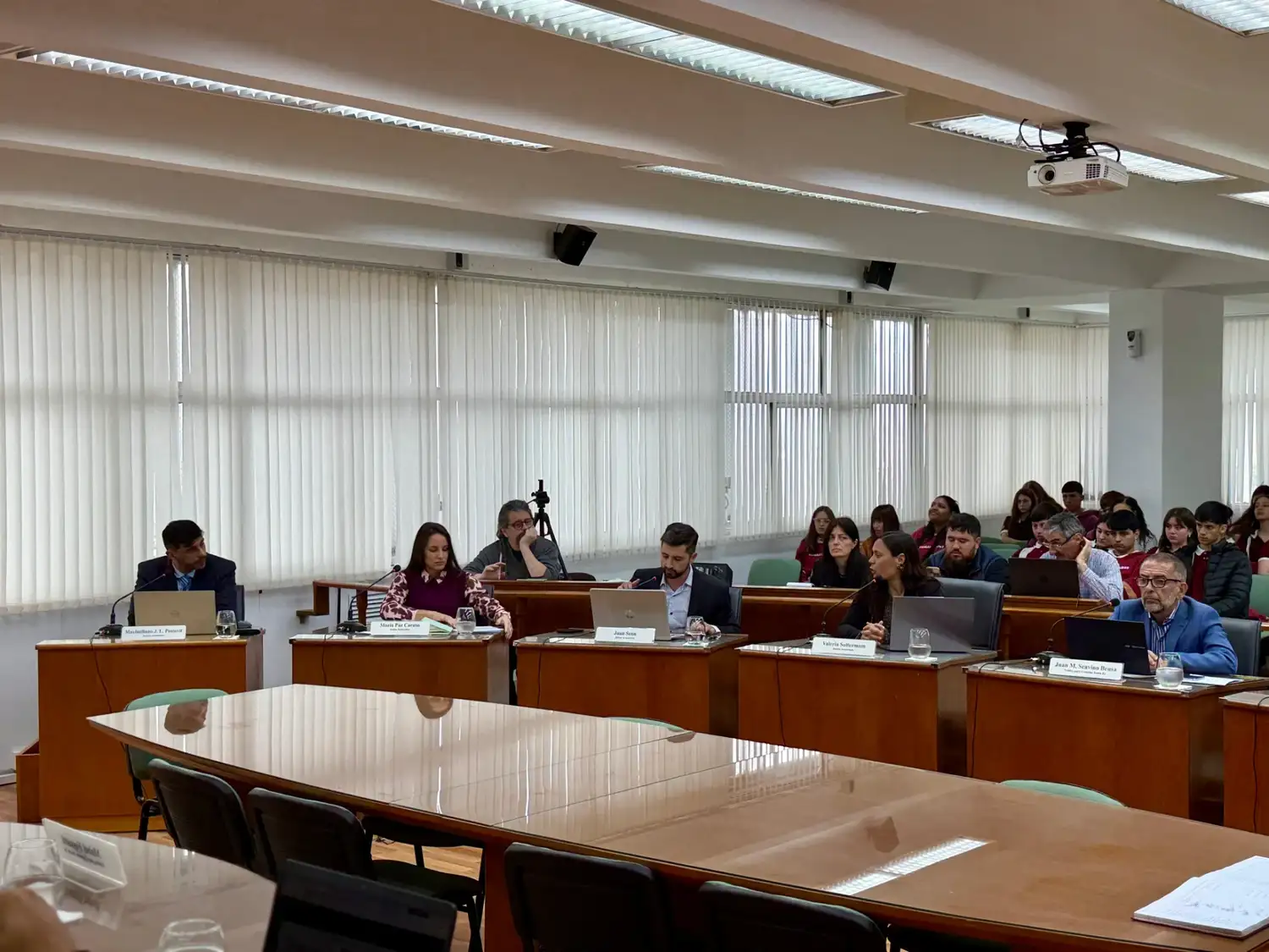 El Concejo Municipal de Rafaela aprobó cinco proyectos clave en una sesión con estudiantes - 2