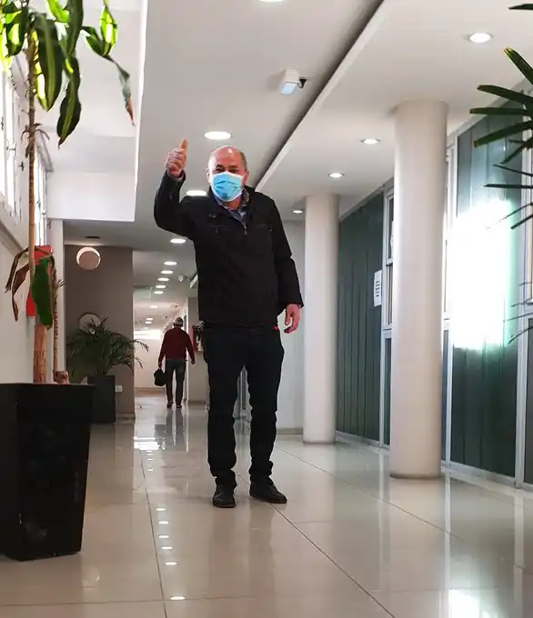 Mario Secco, Intendente de Ensenada, volvió a la Municipalidad tras recuperarse de Covid-19: "Gracias a todos"