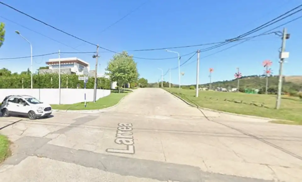 Calle Tacuarí entre Larrea y López de Osornio | Captura Google Maps