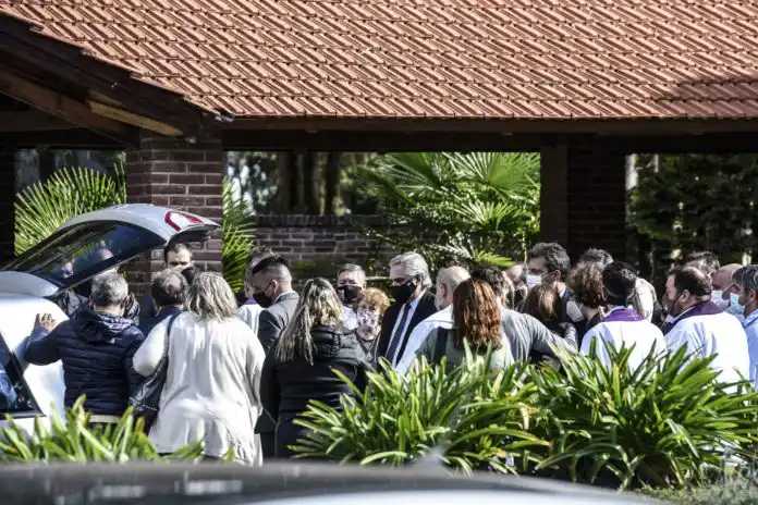 En una ceremonia íntima, la familia y el Presidente dieron el último adiós a Meoni