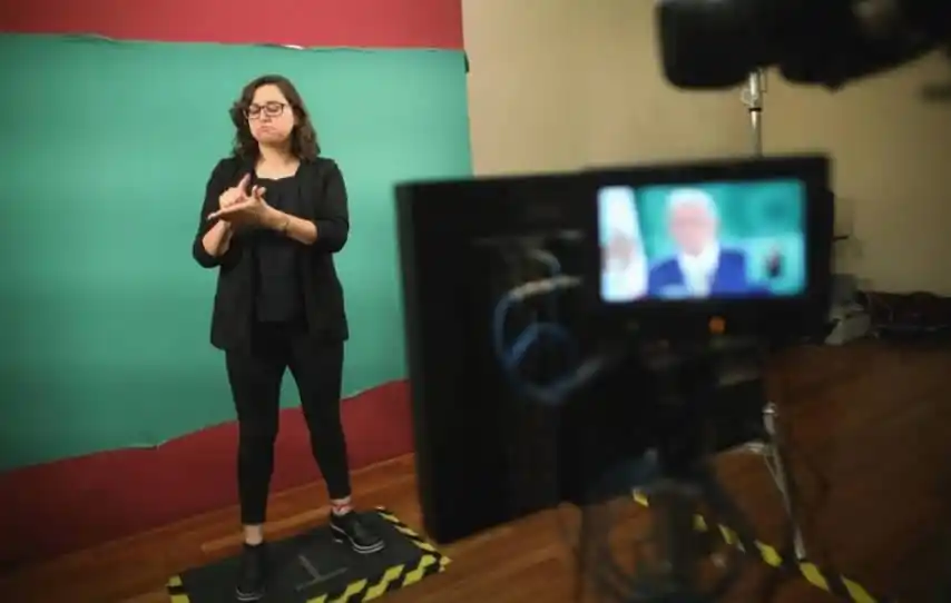 El ENACOM anunció que todos los canales de noticias del país deberán tener lenguaje de señas