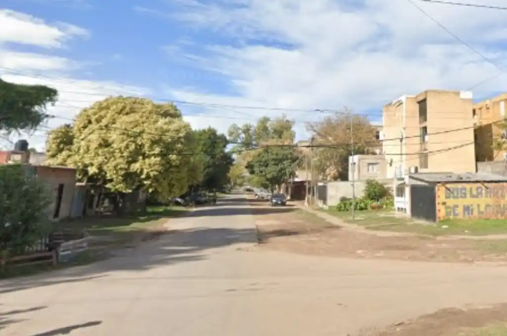 La esquina de barrio La Esperanza, Rosario.