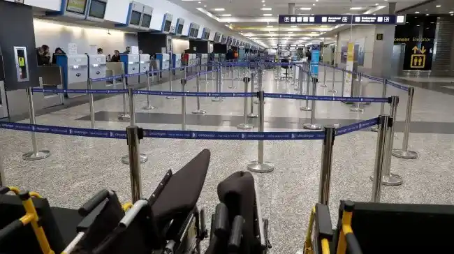 Sigue el paro en Aerolíneas: más de 300 vuelos cancelados y 37.000 pasajeros afectados