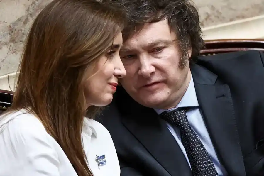 Milei, contra los que buscan avanzar en el Congreso con "una agenda propia e inconsulta": mensaje a Villarruel
