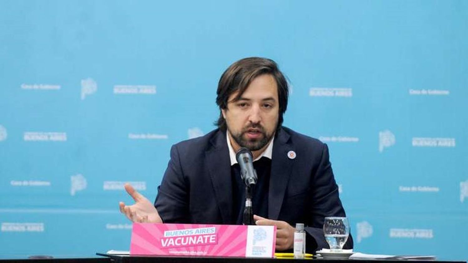 La Provincia anunció dosis extras para las personas viajeras que recibieron vacunas no aprobadas por la OMS