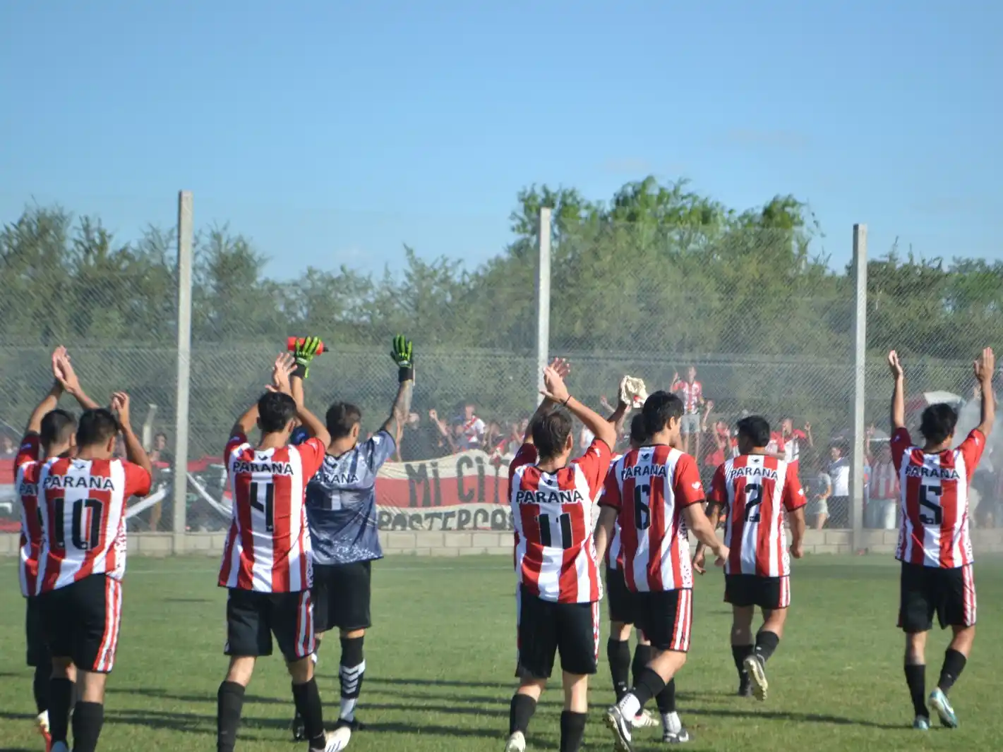 Paraná debe golear a La Esperanza para ser campeón.
