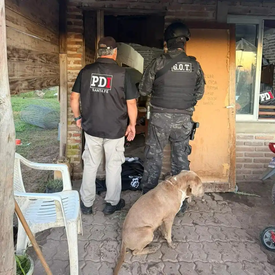 detuvieron a dos personas por microtráfico - 6