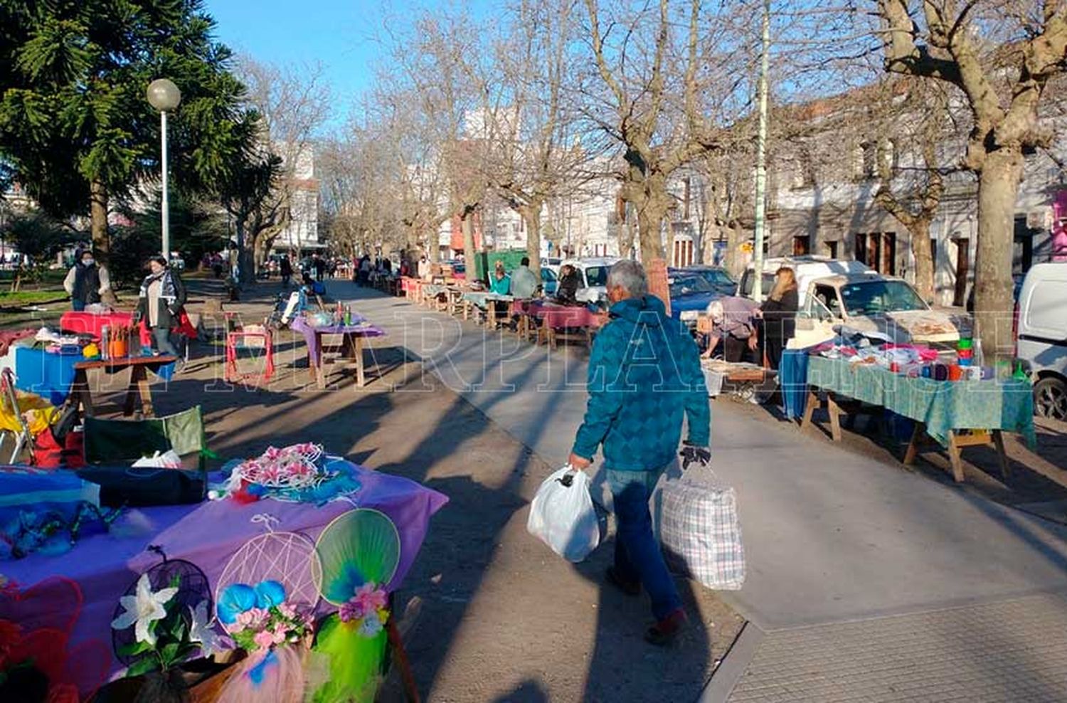 Funcionario de Nación recorre mercados y ferias de Mar del Plata para fomentar la regularización