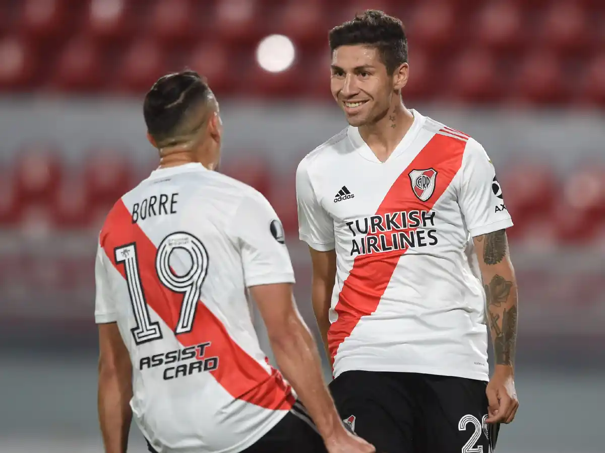 River pegó primero y sacó una buena ventaja para ir a Uruguay