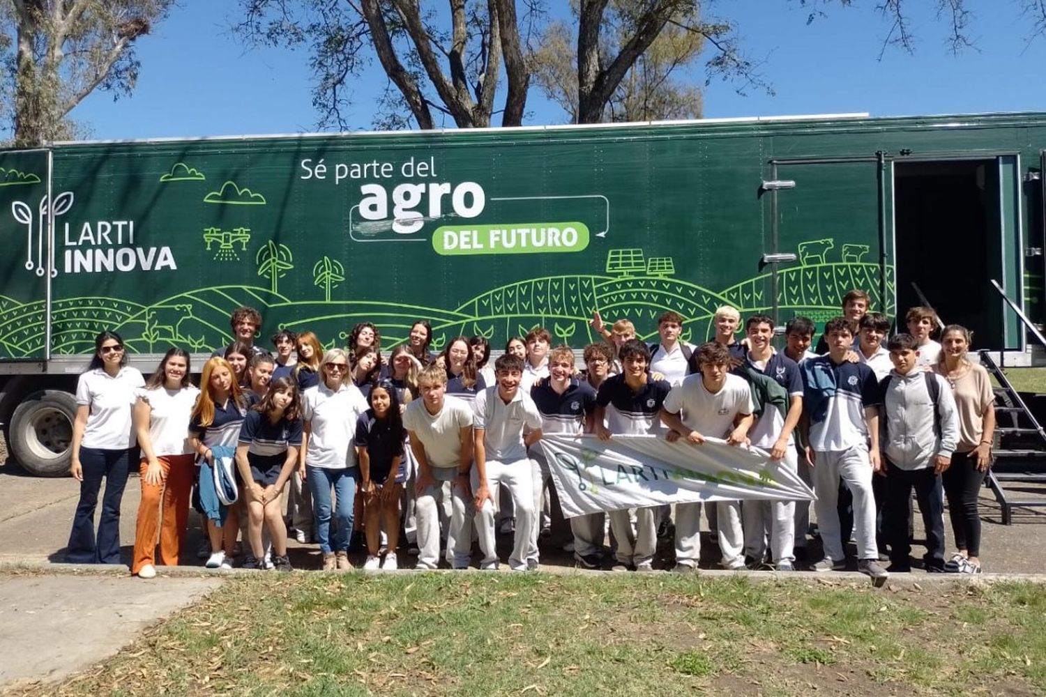 Estudiantes secundarios participaron de una experiencia sobre el sector agropecuario