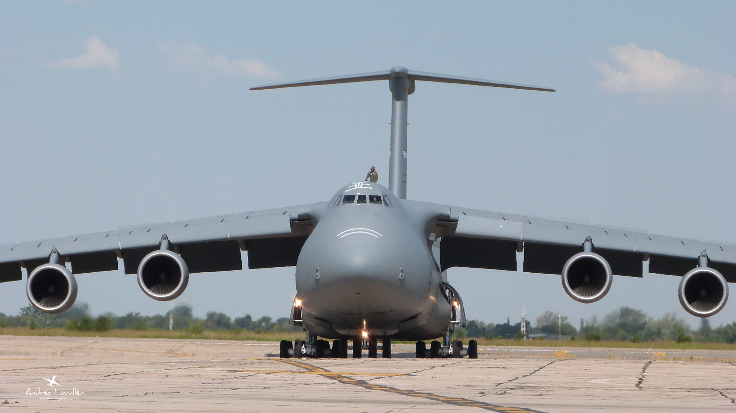 Historias de aeropuerto, capítulo 5: Adentro de un avión militar de EE.UU.