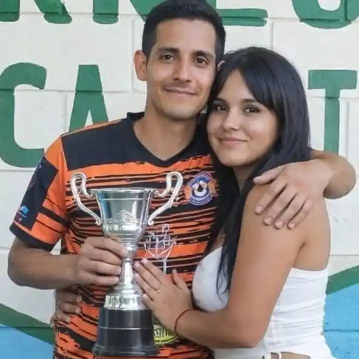 hermanos Pilar