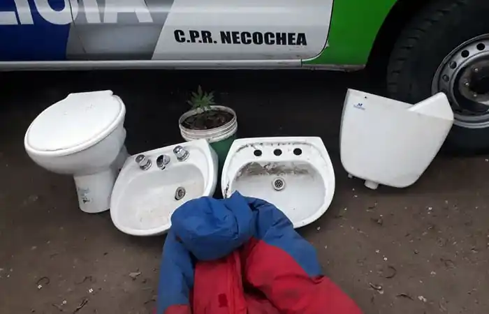 Saquean una vivienda de campo y la policía recuperó varios objetos
