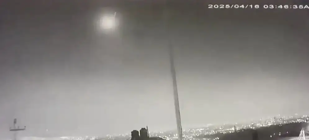 Susto y estruendo en la Ciudad de México: aclaran qué fue el fenómeno que iluminó el cielo