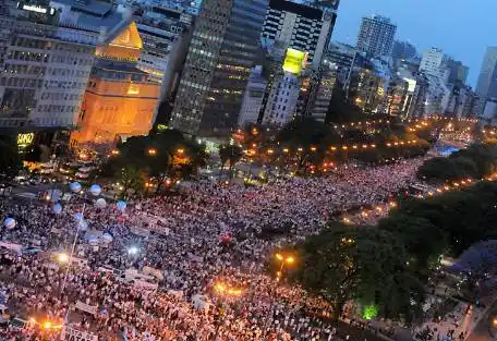 #8N: Se prepara un cacerolazo contra el Gobierno en las redes sociales