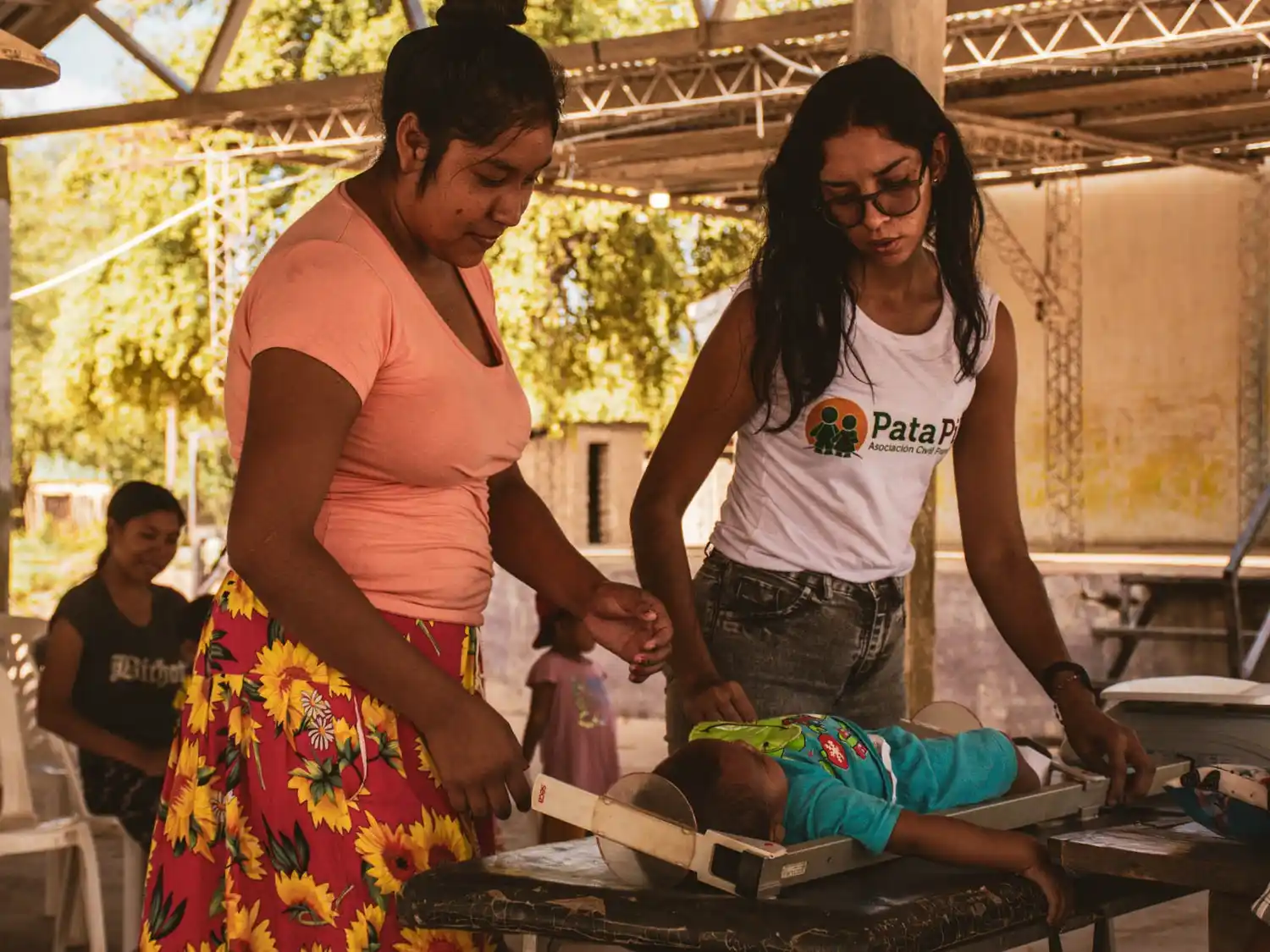 Criar en la pobreza: una urgencia que no puede esperar