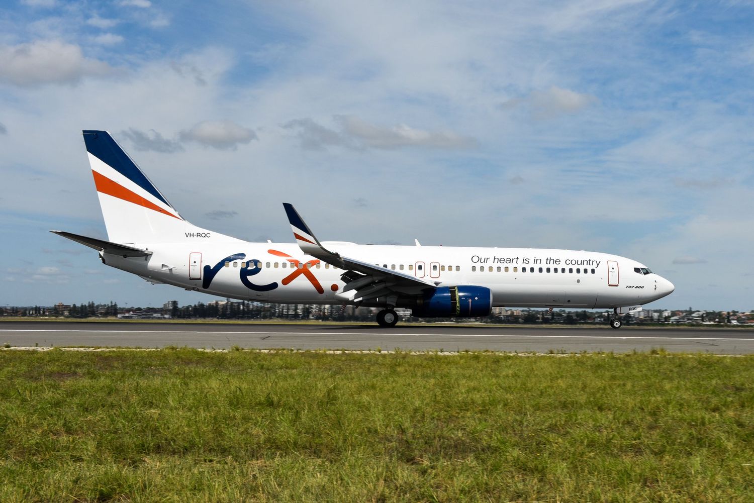 Australia: REX Airlines adds two Boeing 737 Next Generation and fights Qantas fares