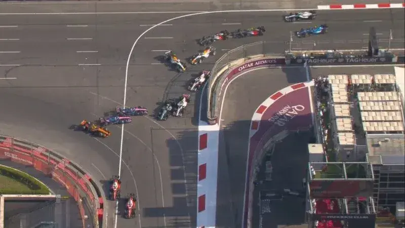 Colapinto chocó a Gasly y ambos abandonaron en el Gran Premio de Azerbaiyán