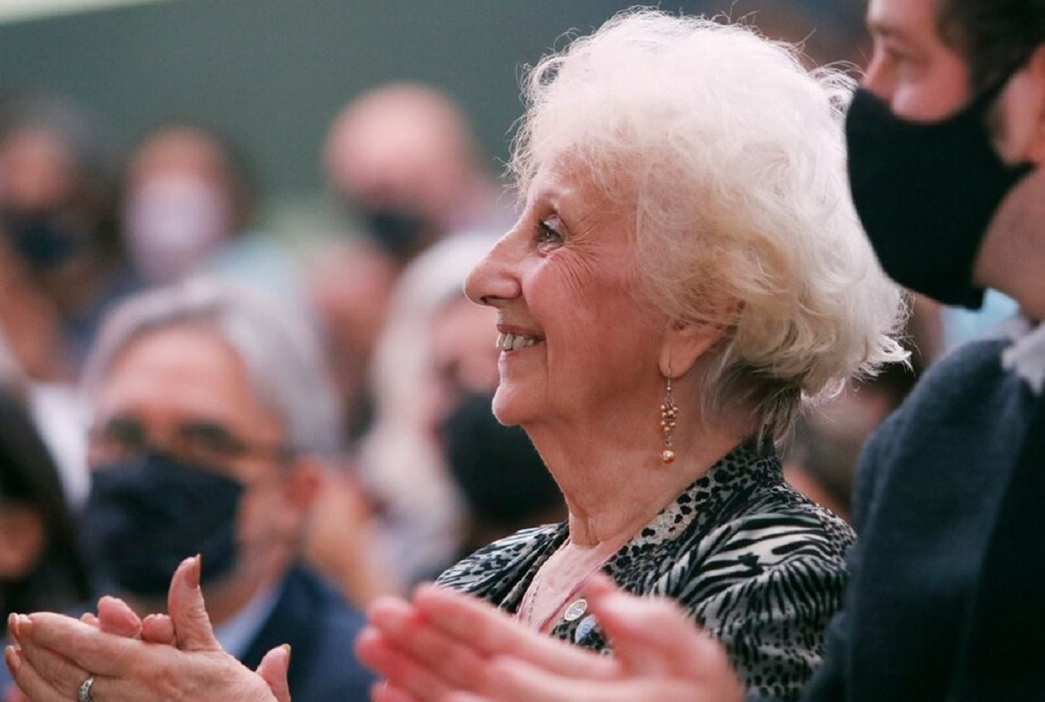 Abuelas de Plaza de Mayo anunció la restitución de un nuevo nieto: el número 131