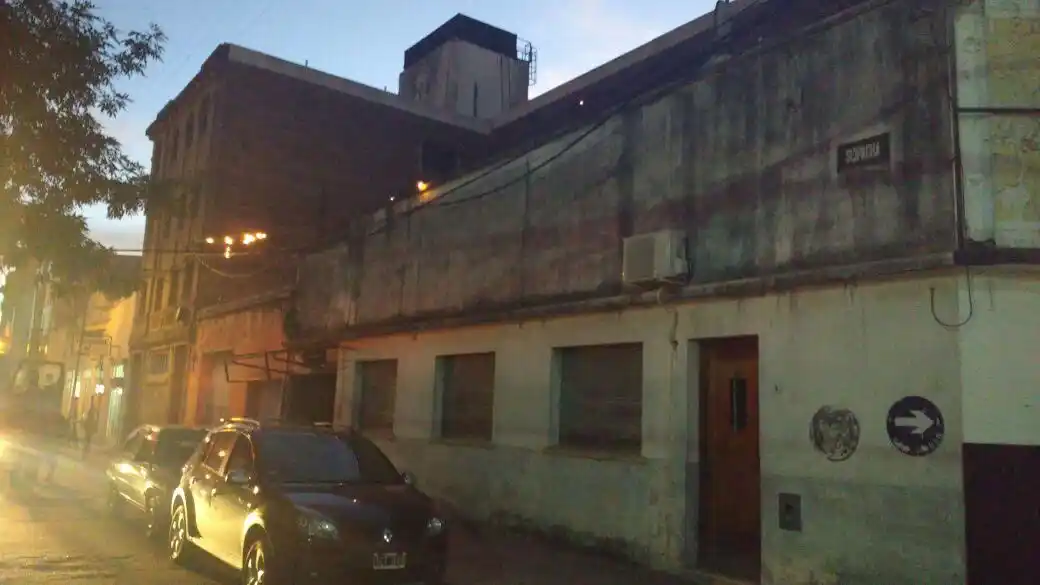 Sofocaron incendio de cables sobre los camarines del Teatro  Gualeguaychú