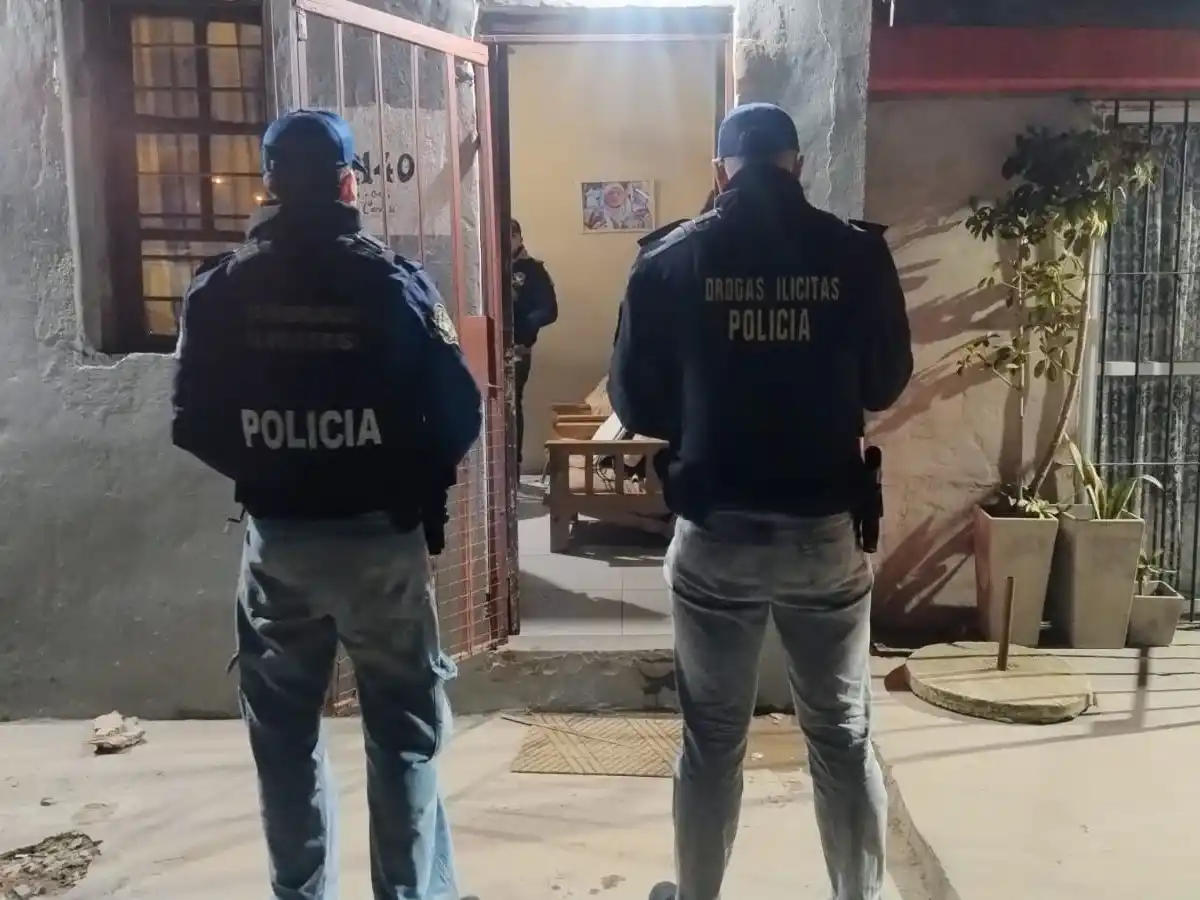 Se realizaron dos allanamientos en los barrios Autódromo y Pueyrredón.