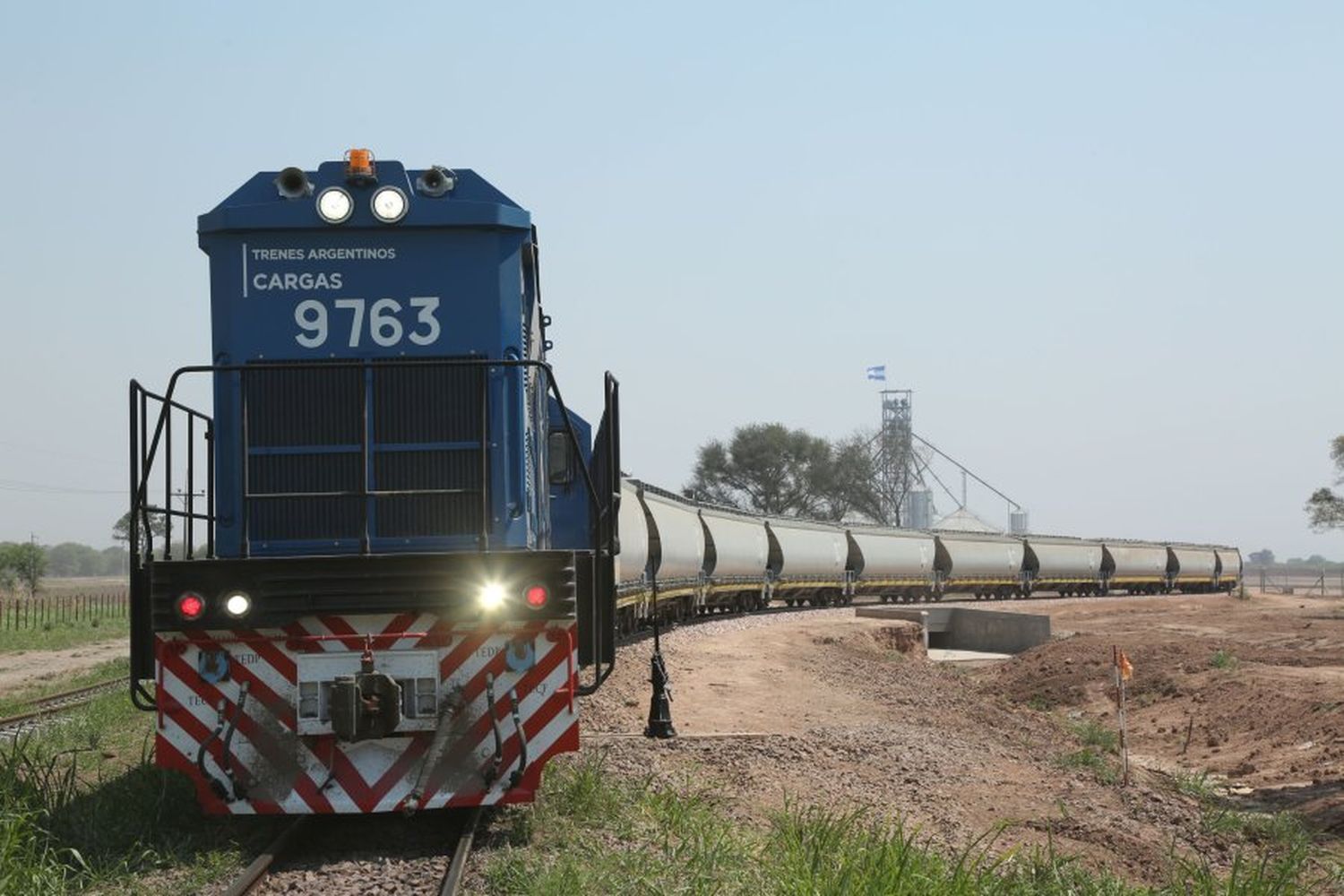 Saquearon un tren de carga en Santo Tomé