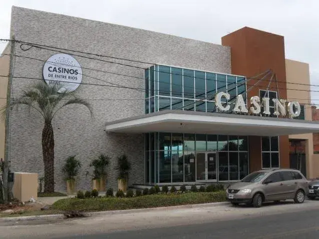 Deudas alimentarias: Entre Ríos restringirá el acceso a espectáculos pagos y casinos