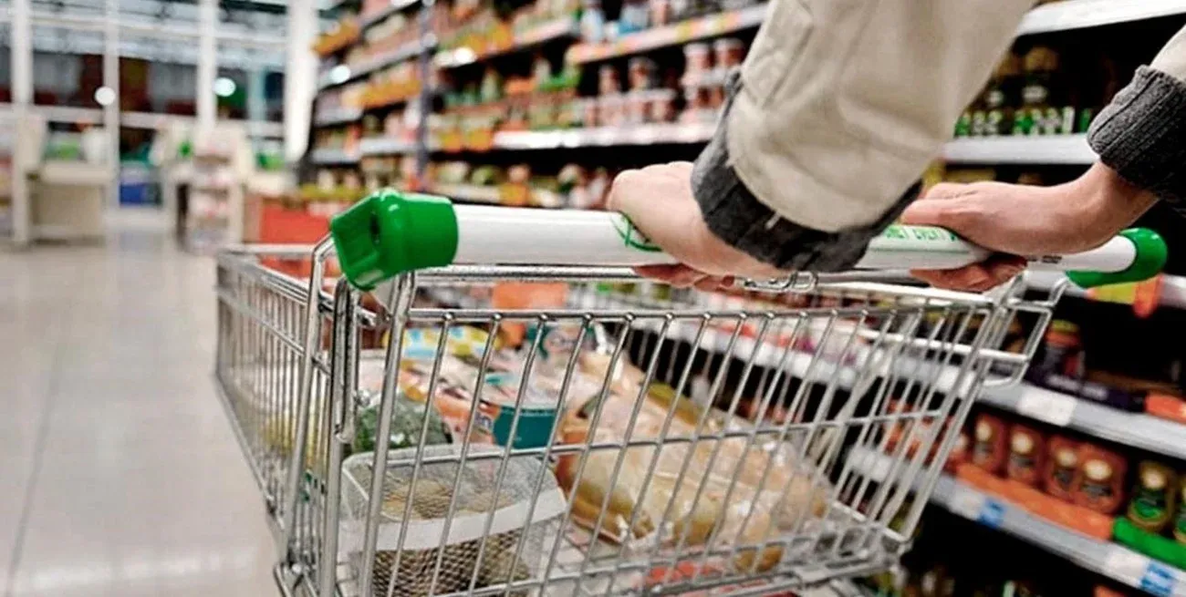 AFIP modificó los montos a partir de los cuales controlará las compras en los supermercados.