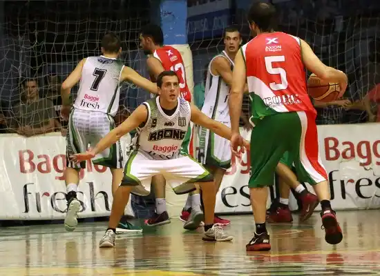 Racing defiende la punta ante Zaninetti en el Antonio Giusto