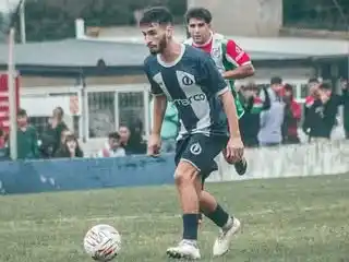 El fútbol sigue adelantándose: la primera del fútbol local comenzará a las 16