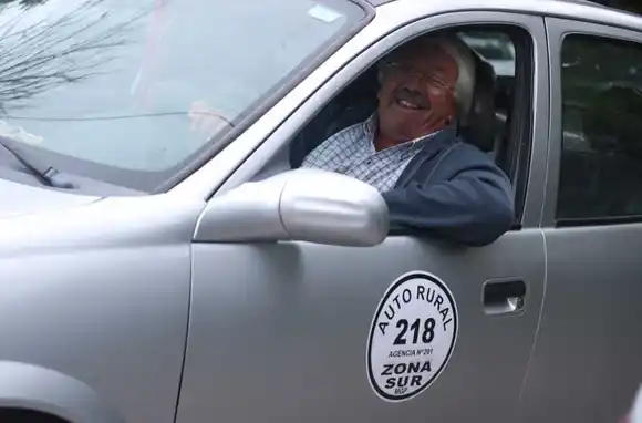 Taxis y remises: "Nosotros trabajamos por la gente que viaja todo el año"