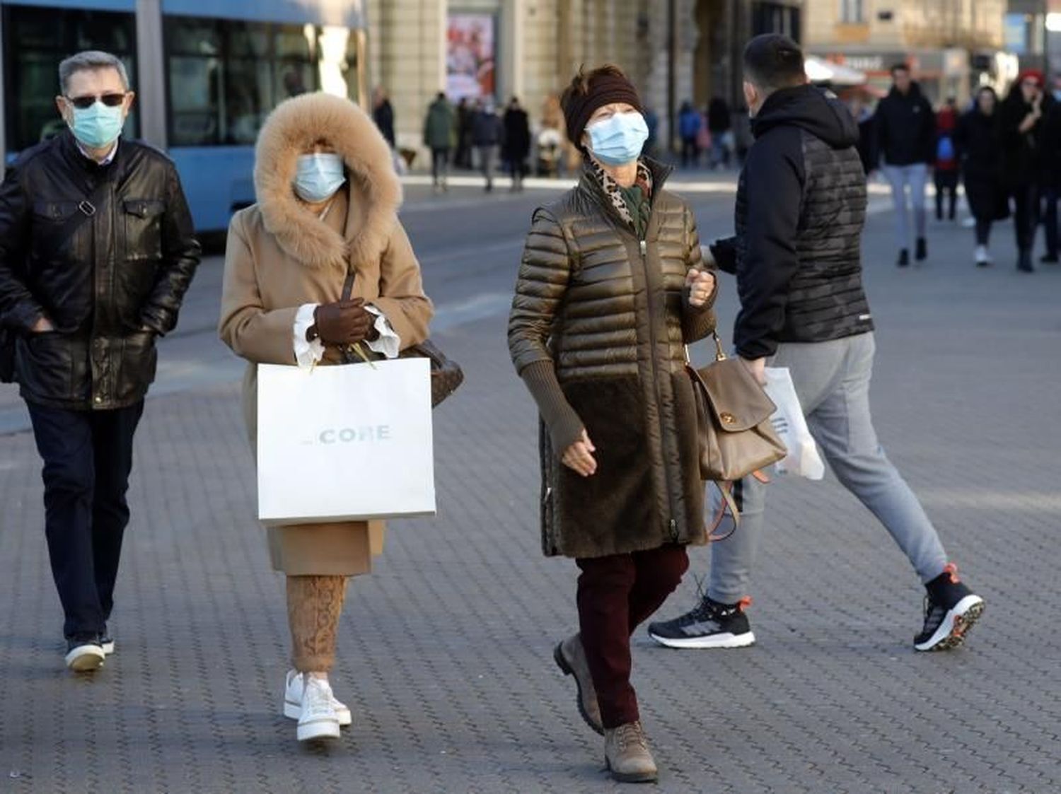 El coronavirus no da respiro y vuelven los rebrotes en Asia