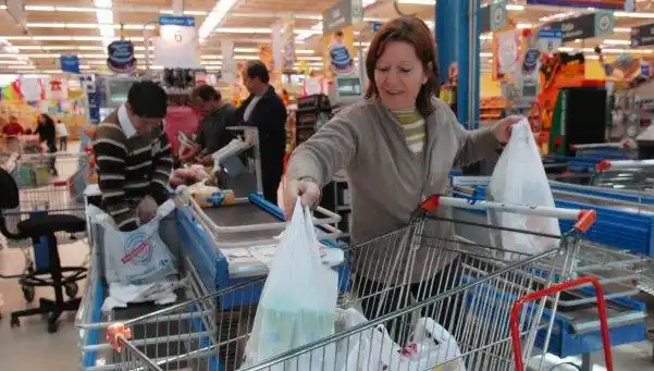 Según el INDEC, la inflación de octubre fue del 2,4%