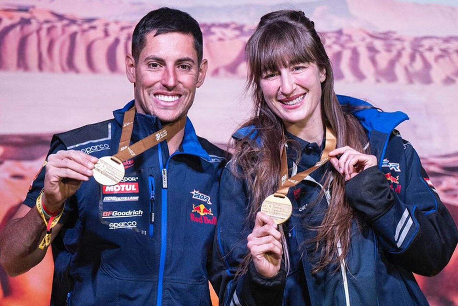 Nicolás Cavigliasso y Valentina Pertegarini campeones del Rally Dakar