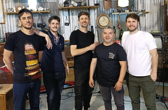 Ale del Bono y Los Farsantes se presentan en Rock Sin Río